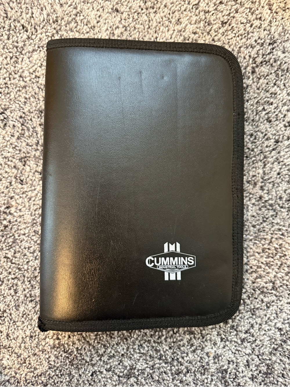 Cummins Industrial Tools - Paint Brush Set - Black Leatherette